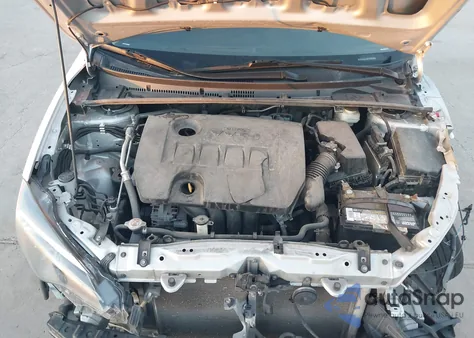 2019 Toyota Corolla Le z USA, uszkodzony, nr VIN 5YFBURHE1KP899977